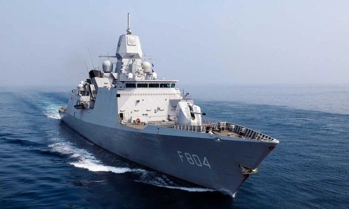 Vietnam always respects freedom of navigation, overflight in East Sea: Foreign Ministry