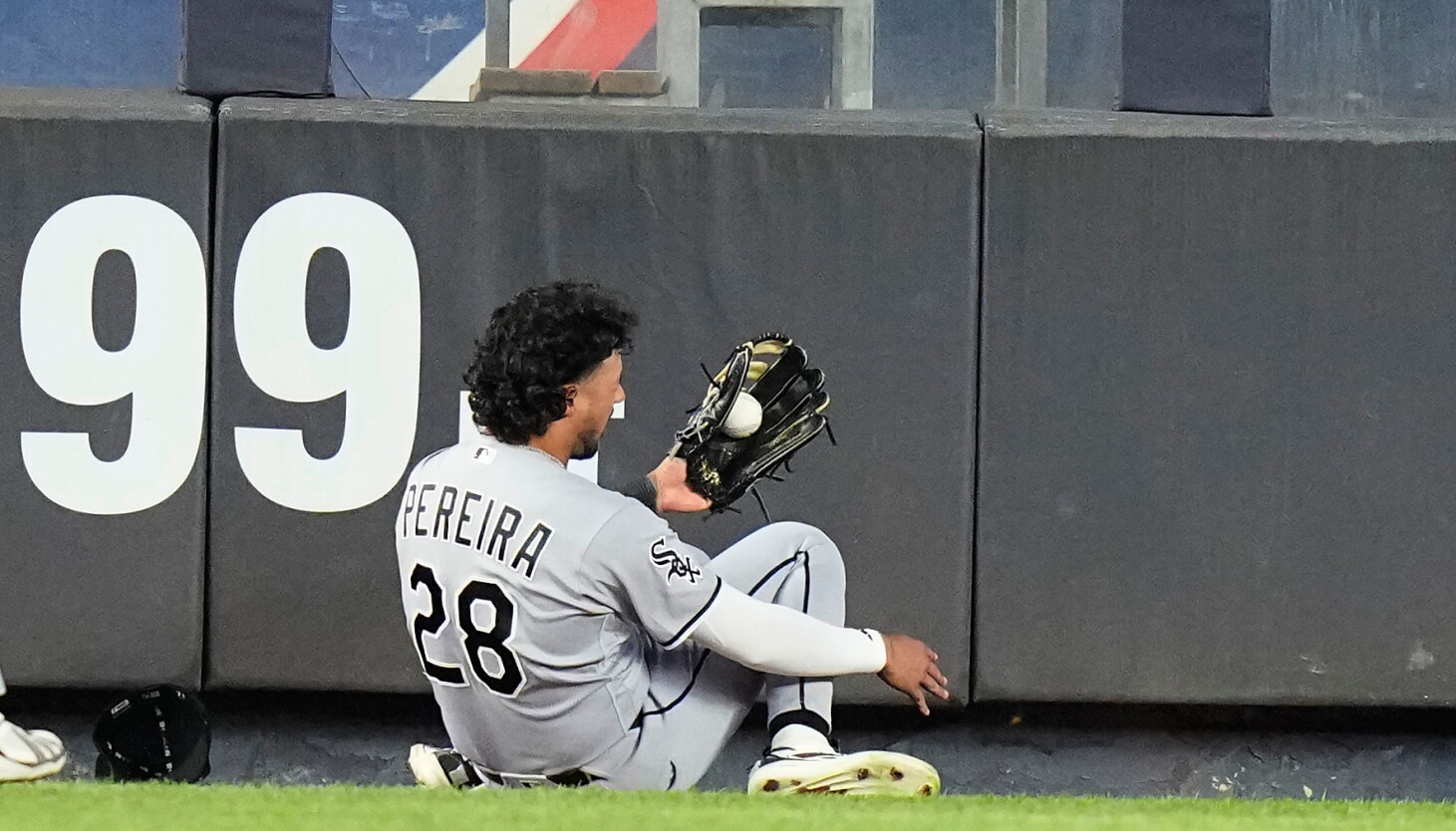 White Sox put Everson Pereira on injured list with concussion after his incredible catch Wednesday