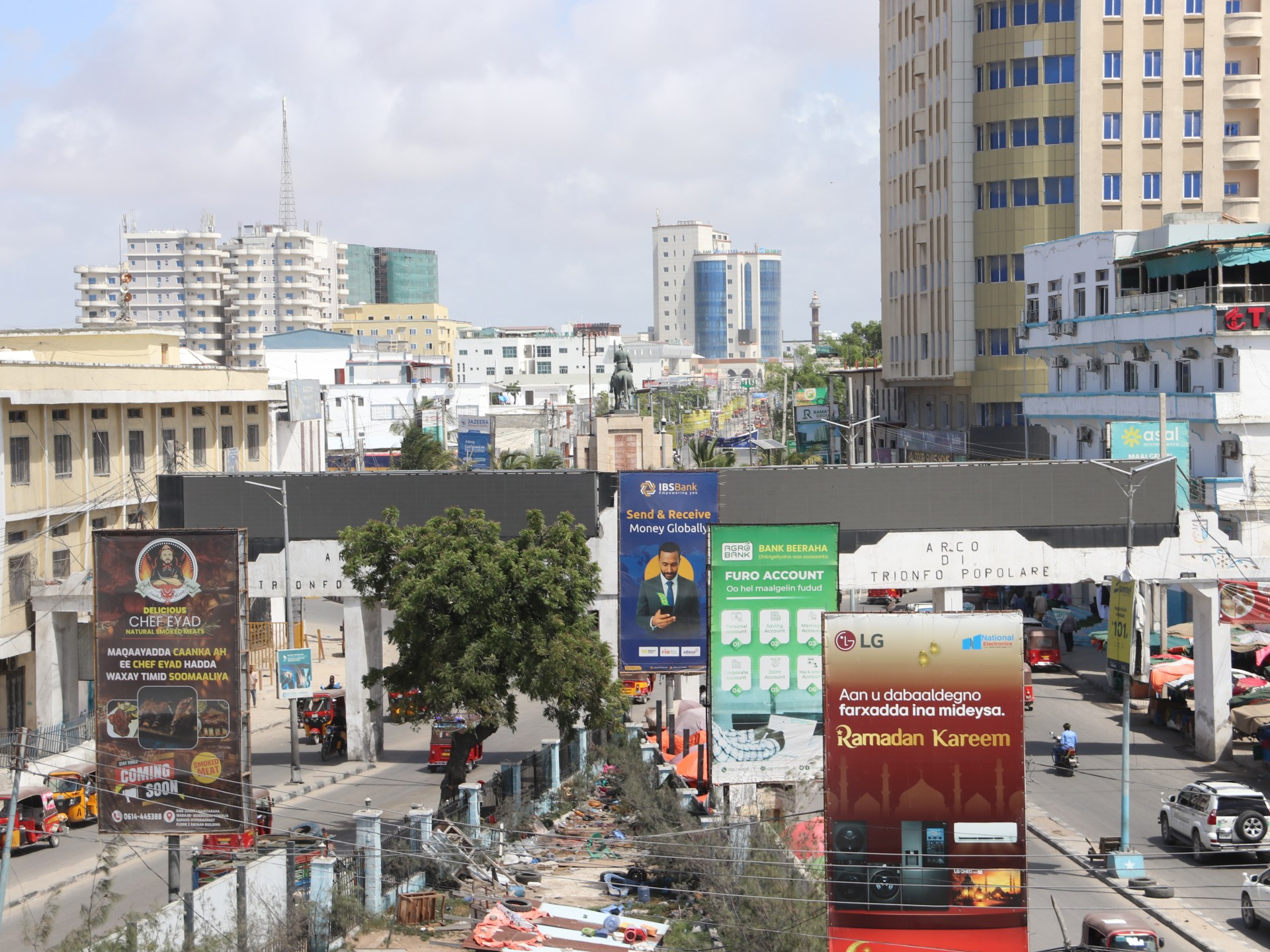 Why Mogadishu clashes are deepening Somalia’s political crisis again | Conflict News