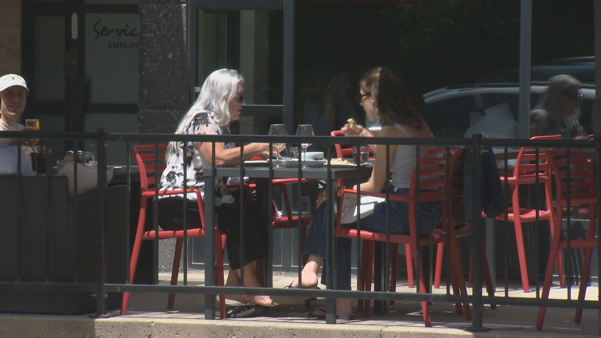 Winnipeg restaurateurs expect rush for car-free Corydon Saturdays - Winnipeg