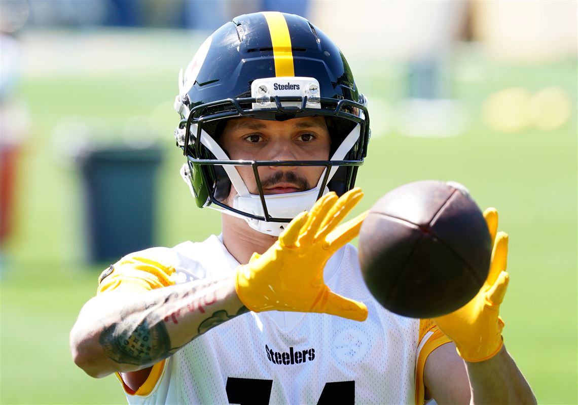 With a new number and lessons from ‘Route God,’ Roman Wilson is ‘trying to take off’ in Year 3