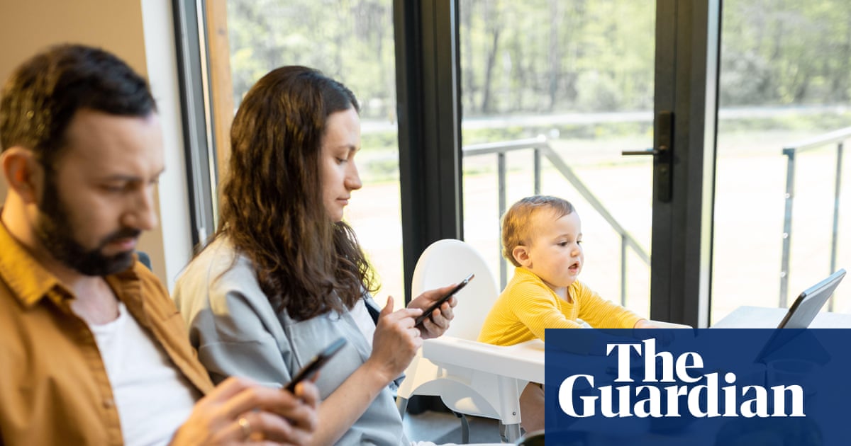 ‘Put your phone away’- Sweden urges parents to restrict phone use around children | Sweden