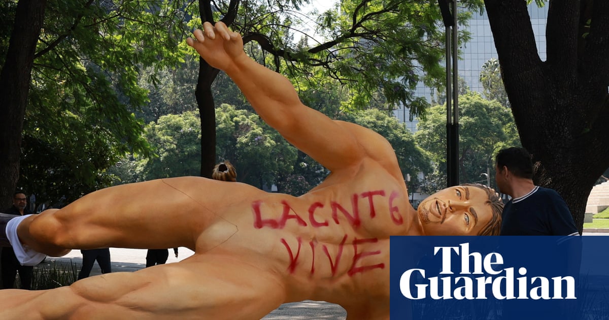 ‘The ball won’t roll’: Mexico’s striking teachers threaten to disrupt World Cup days before kick-off | Mexico