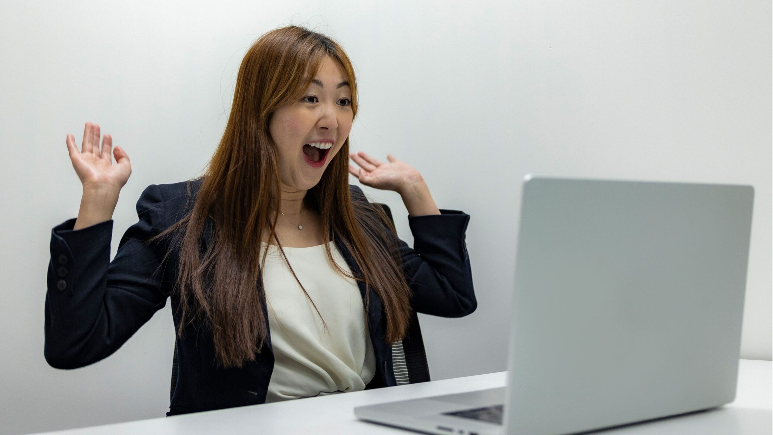 ‘The screen just stopped working’: Employee questions being asked to pay for company laptop