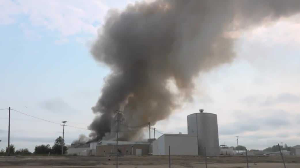 600 Iowa workers Agri Star plant fire sends smoke across Postville area