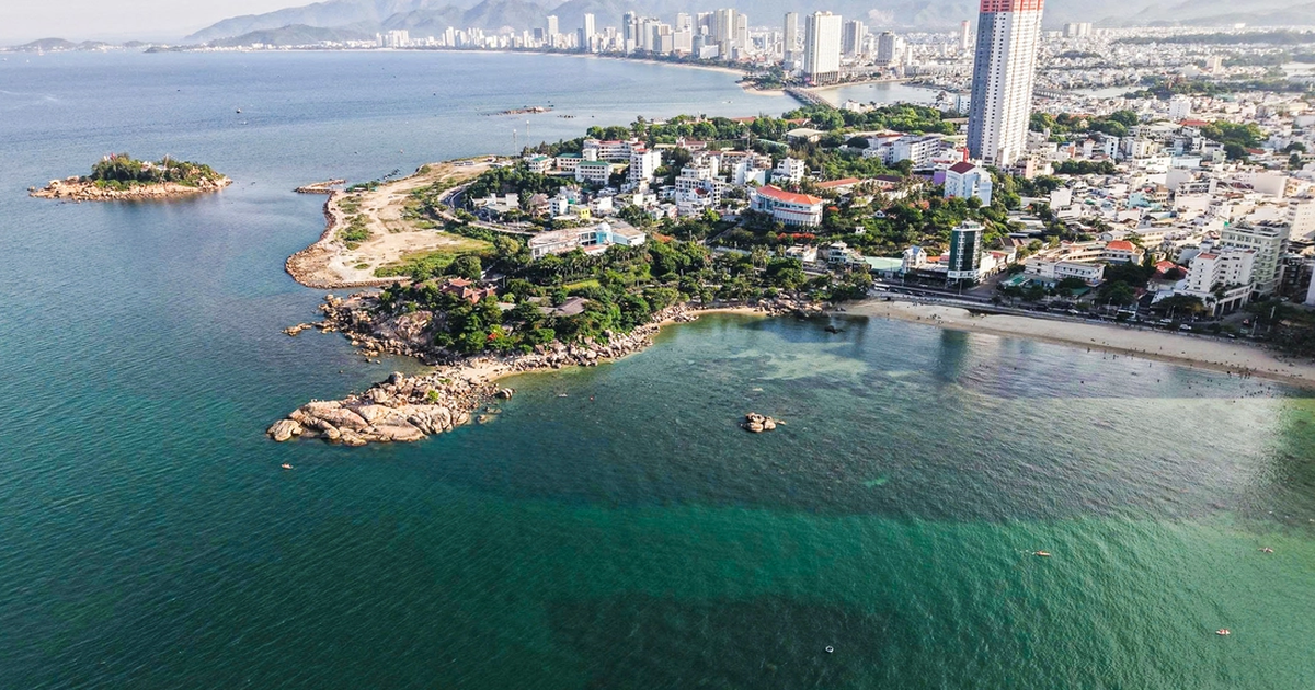 A close look at coastal coral reefs in Vietnam’s Khanh Hoa