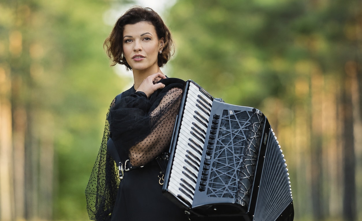 Accordionist Sidorova's virtuoso skills revealed on new album