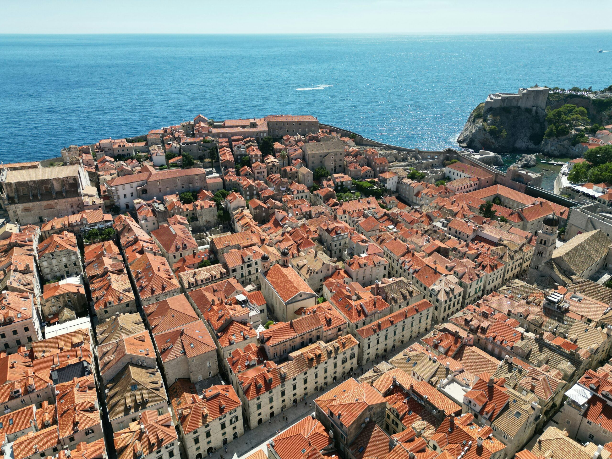 Airbnb Loses Its Advantage Over Booking.com for Croatian Hosts