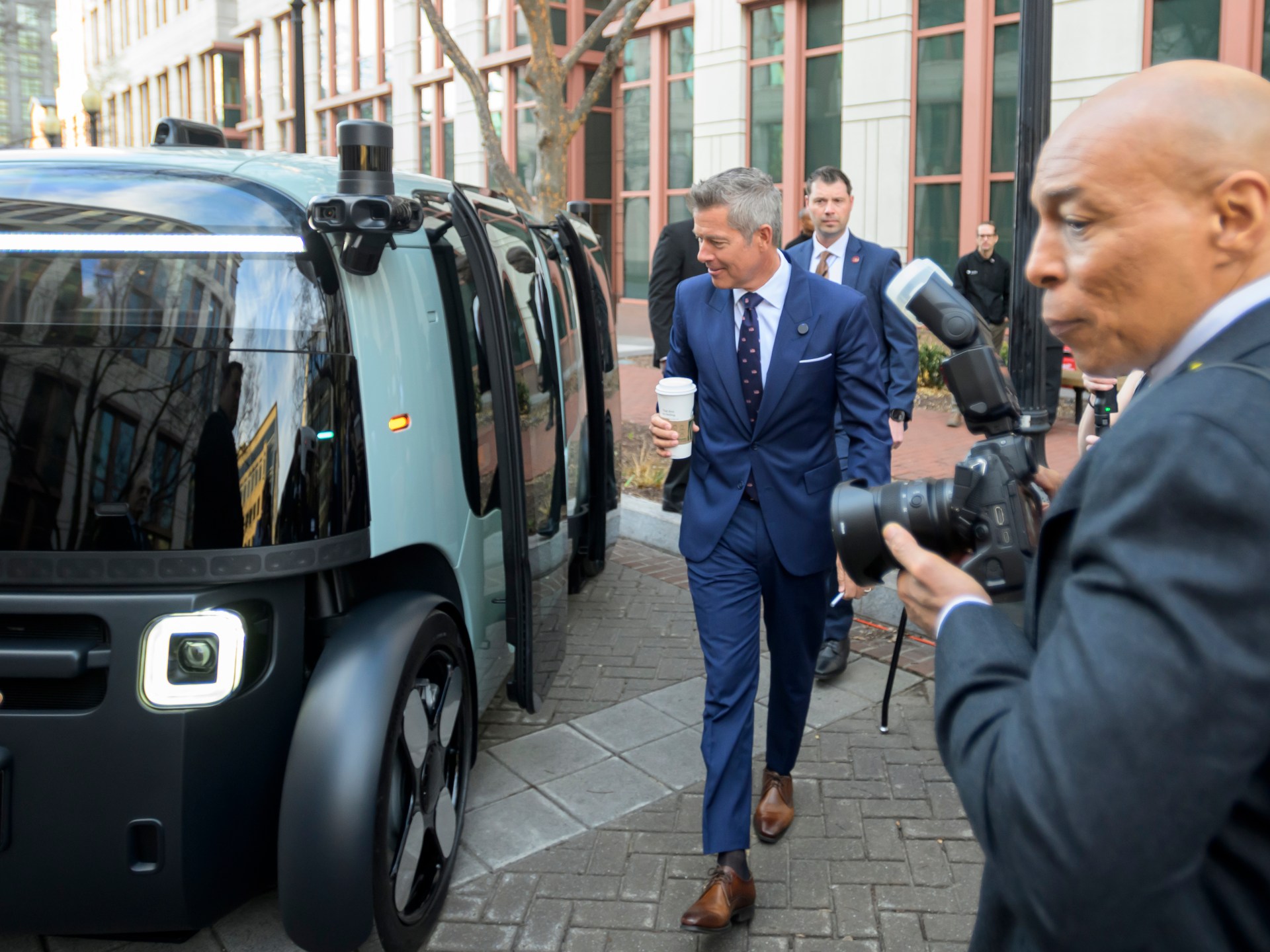 Amazon’s Zoox recalls self-driving vehicles amid emergency response issues | Technology News