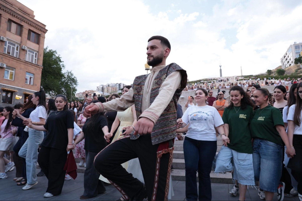 Armenia's dance traditions bring a new generation together
