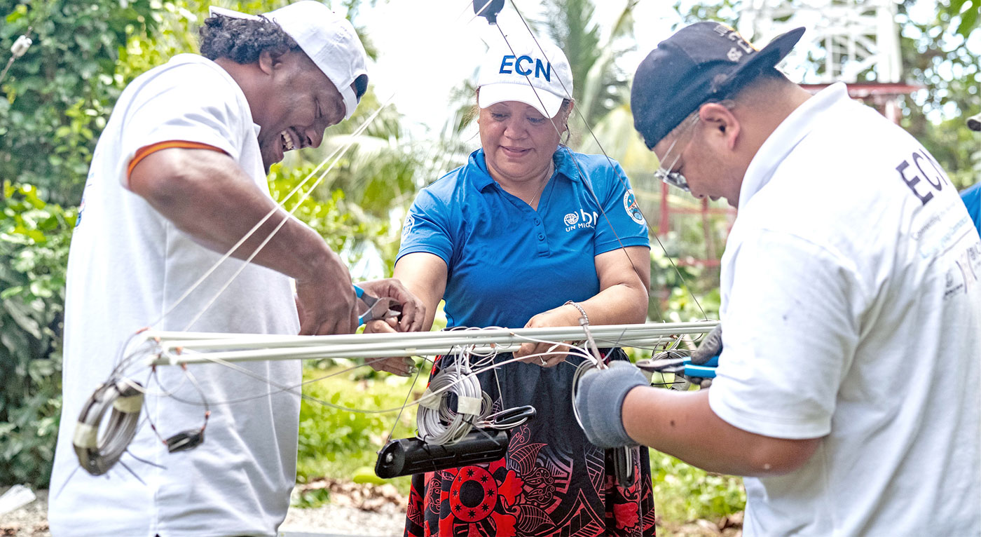 Arno gets comms gear - The Marshall Islands Journal