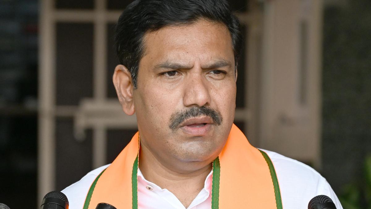 BJP chief alleges State govt. backing SIR violations, Priyank Kharge hits back