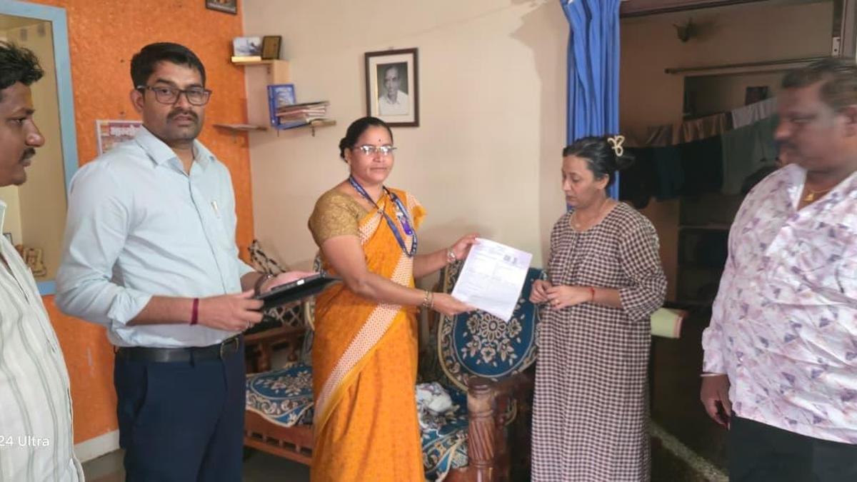 Belagavi: Officers told to include members of nomadic tribes in electoral rolls