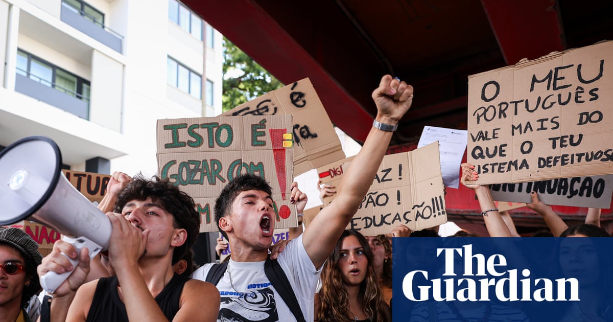 Calls grow ‘to flunk’ Portugal’s education minister amid exam marking fiasco | Portugal
