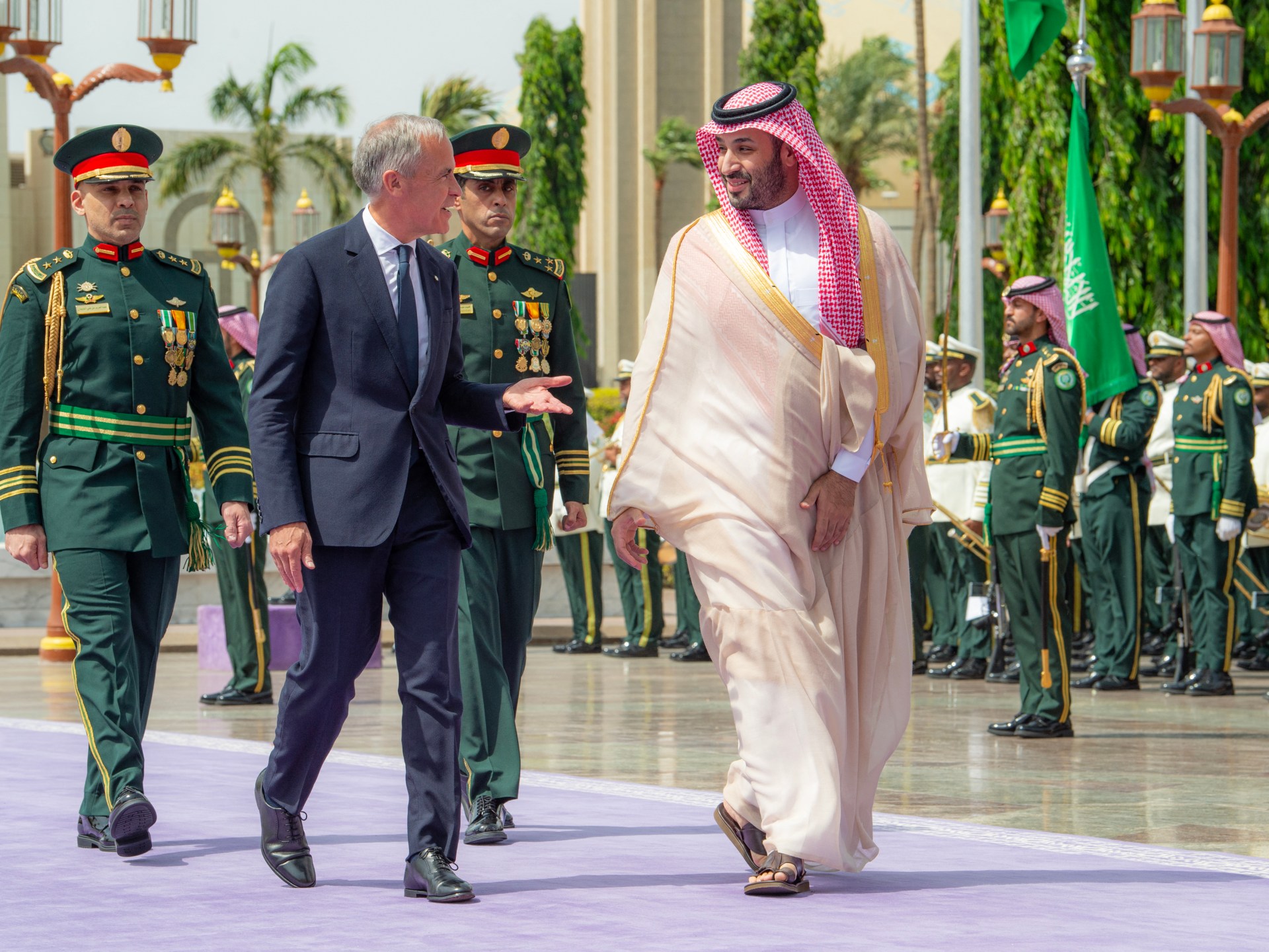 Canadian PM visits Saudi Arabia to strengthen energy, mining partnerships | Business and Economy News