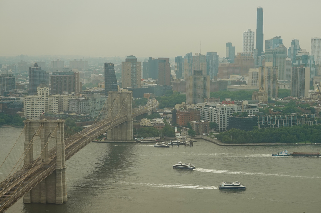 Canadian wildfire smoke turns air hazardous in the US Midwest. Officials say stay inside