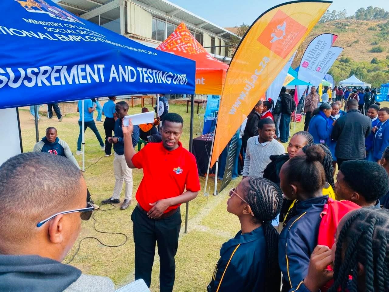 Career Fair Urges Students to Break Free from Traditional Career Choices