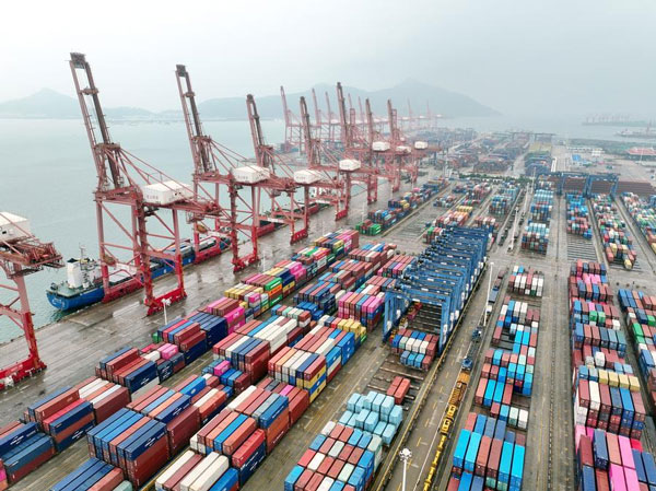 China's economy keeps moving forward amid global headwinds