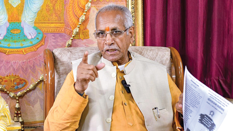 Cops question Champat Rai in Ayodhya donation scam