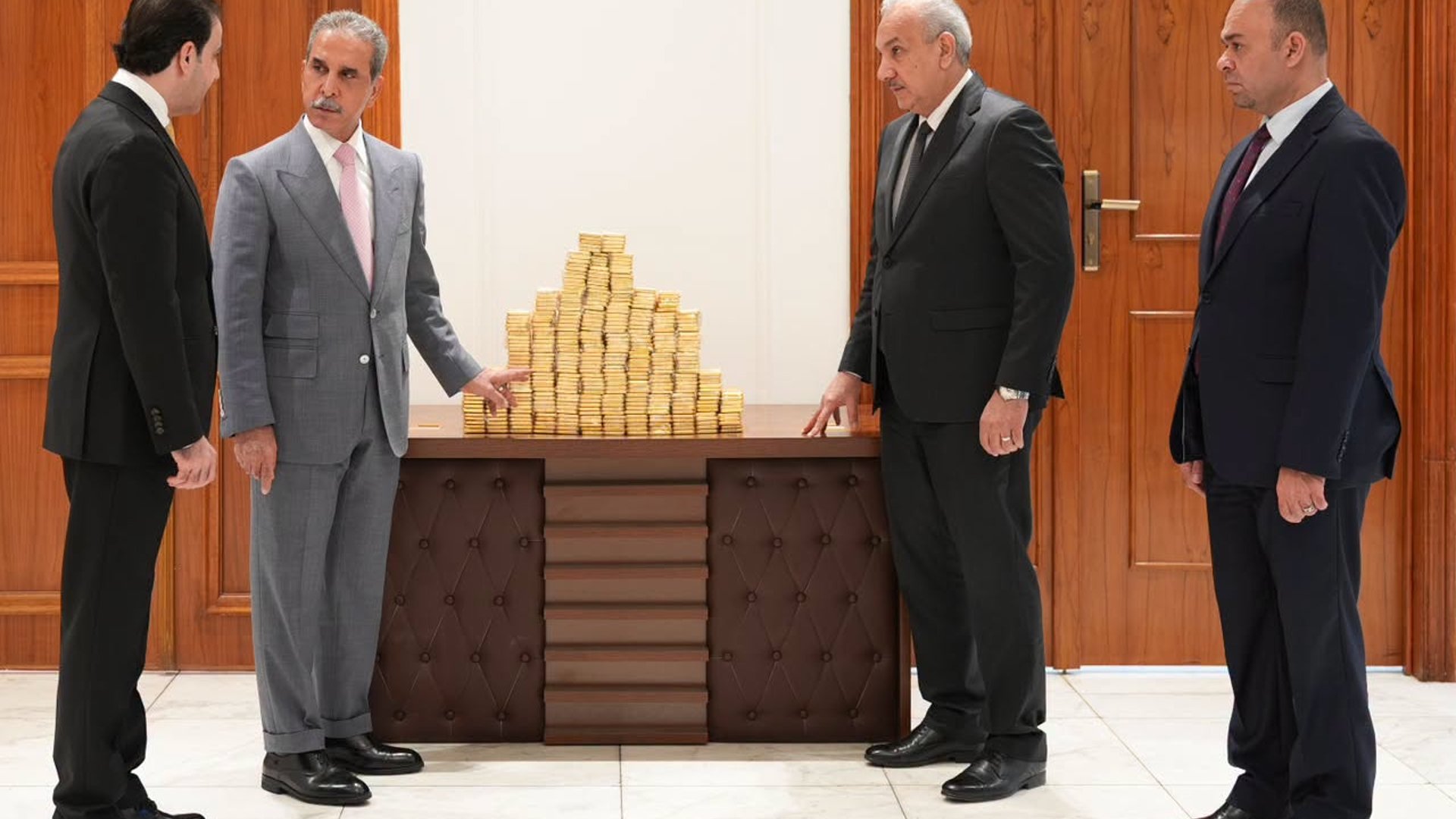 Courts seize 375kg of gold linked to oil official Al Jumaili