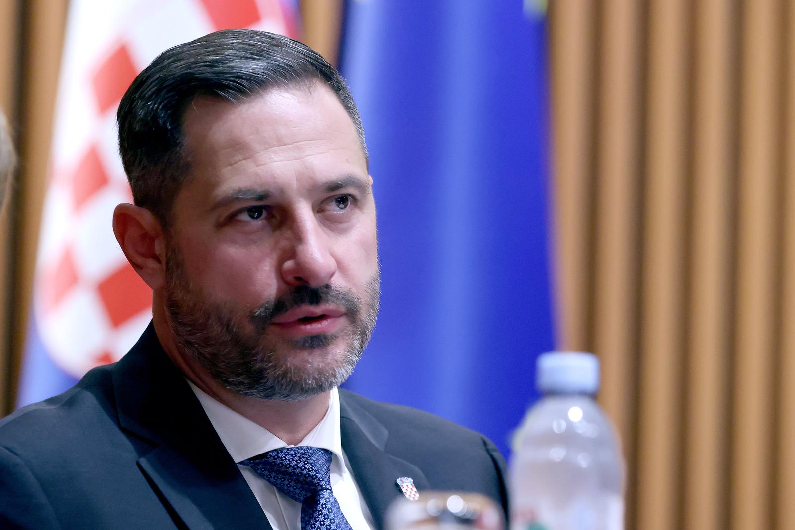 croatian tourism minister tourists