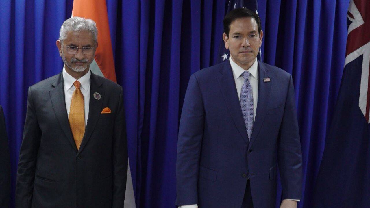 'Discussed trade, tariffs & critical minerals': Jaishankar meets Rubio in Manila