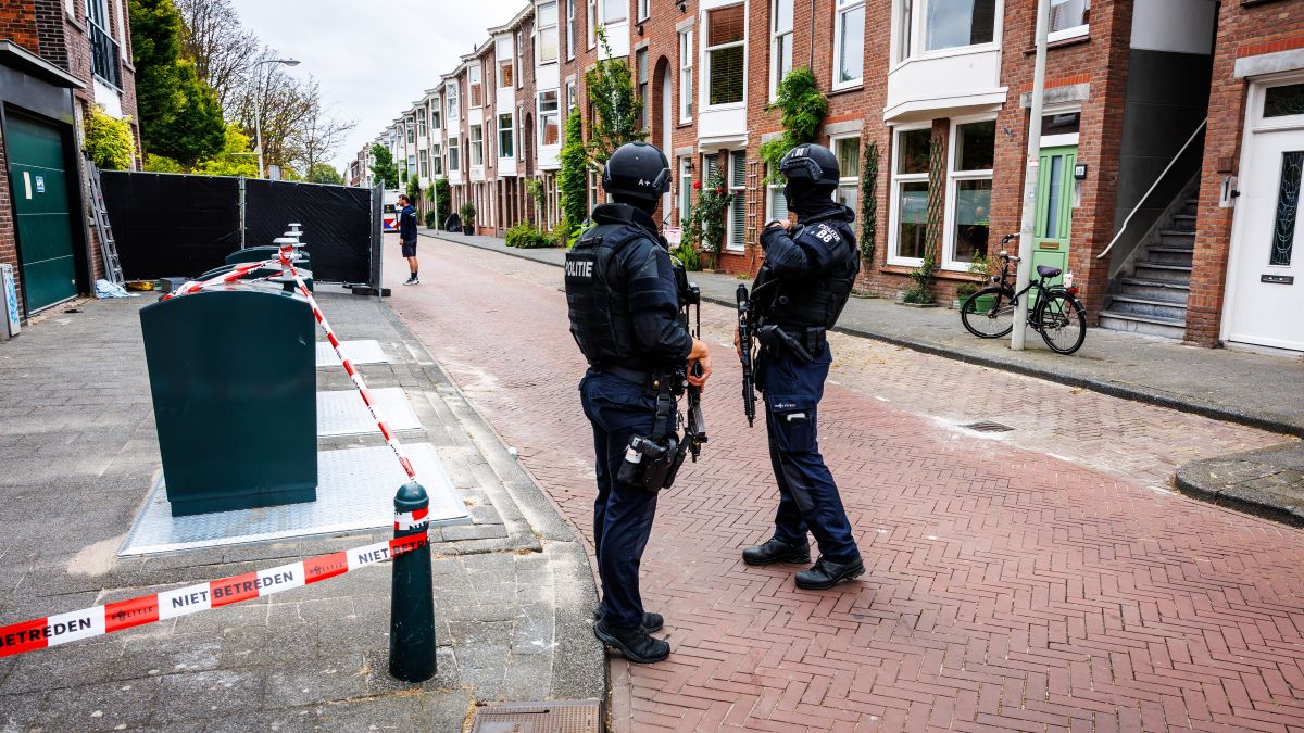 Drugs lab find forces evacuations in The Hague