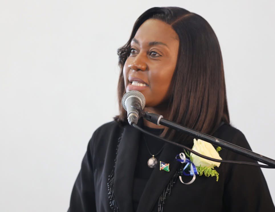 Eeproyeka dexumokomesho odo shikwete po mOhangwena … ounamapya nounaimuna, omeva, eepate, ehongo