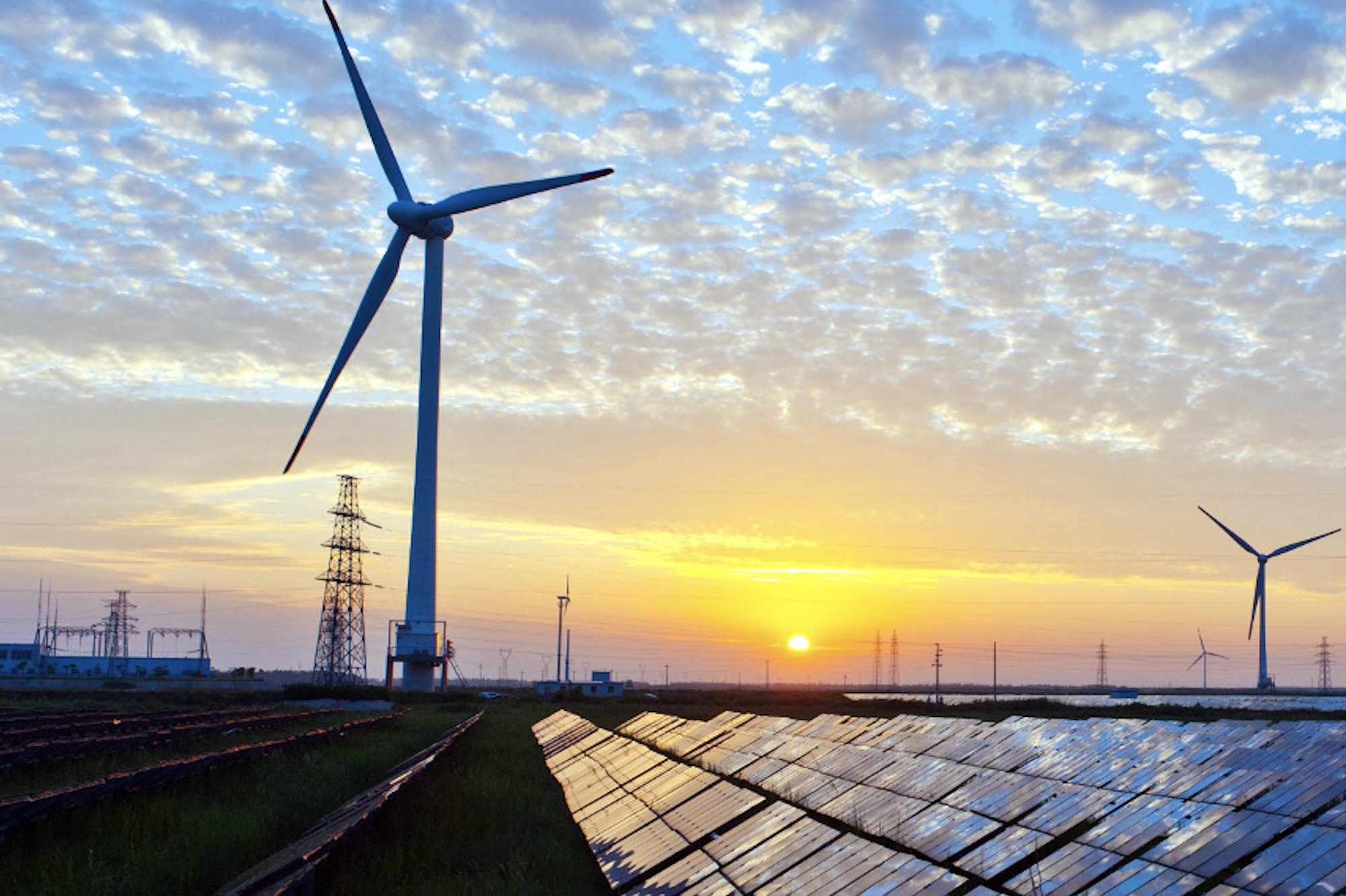 Egyptian electricity minister meets China’s CSGI to plan 45% renewable energy mix within two years