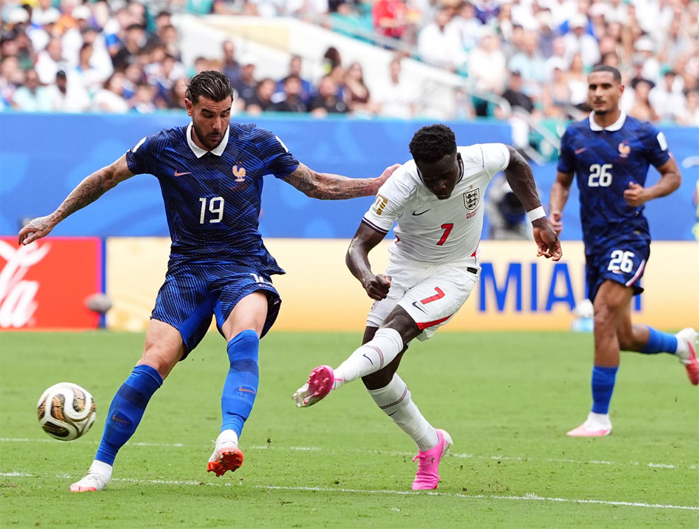 England Hit Six to Beat France in 10-Goal Thriller