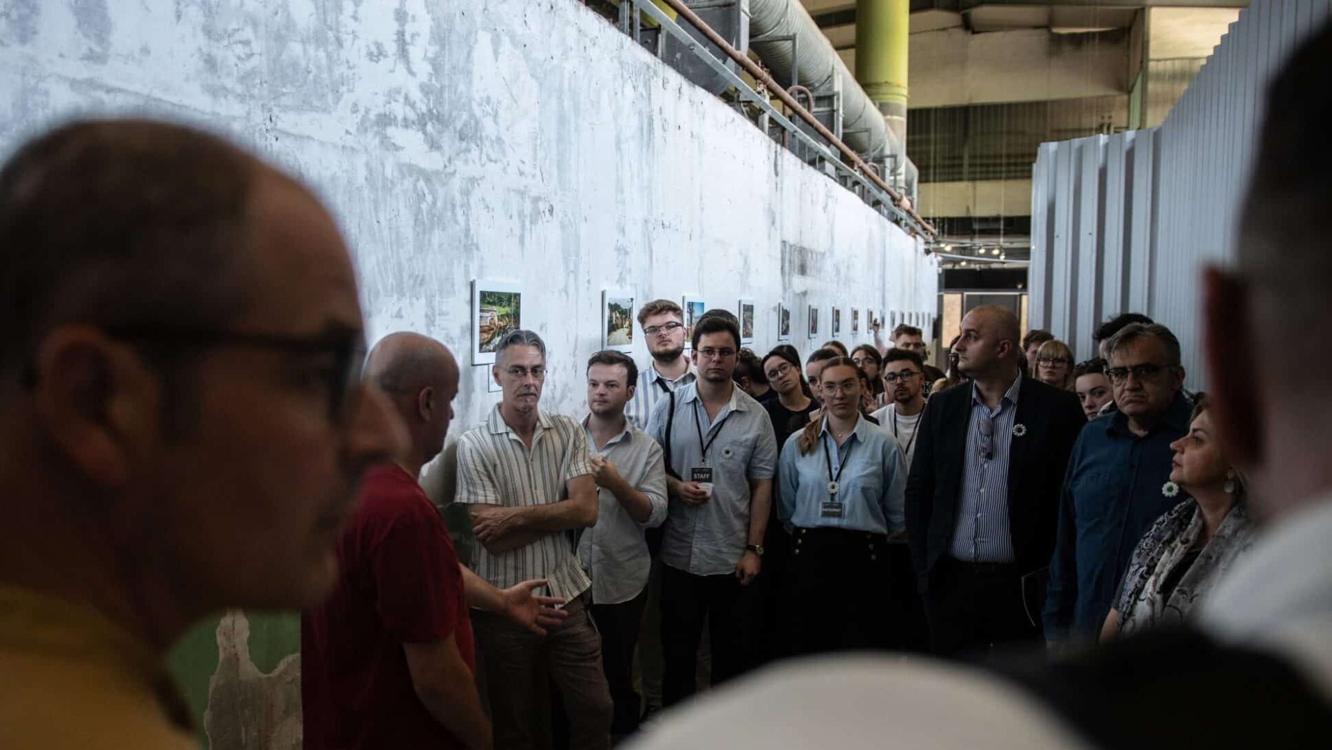 Exhibition Offers Insight into Everyday Life Inside Besieged Srebrenica