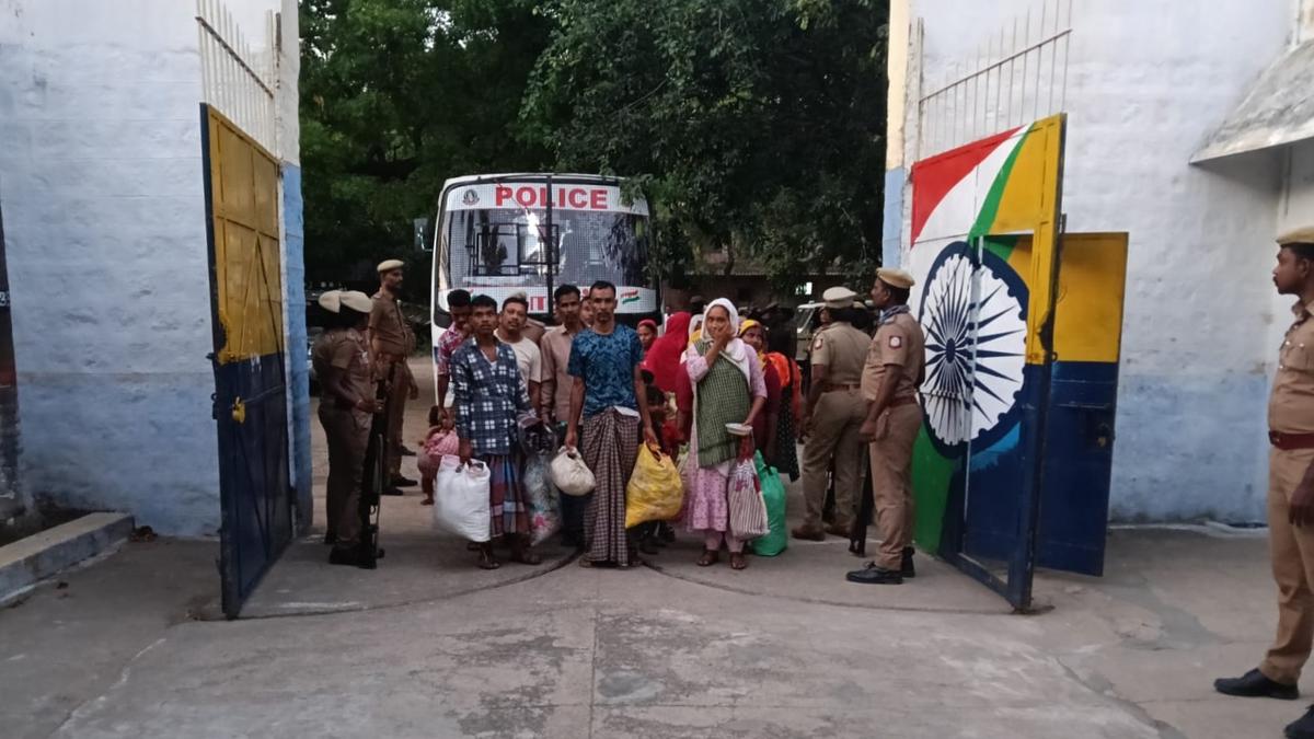 Fifty Bangladeshi nationals from Attur detention camp sent to West Bengal by train for deportation