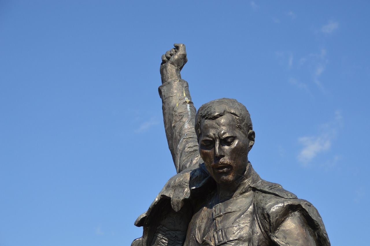 First Freddie Mercury Bust in Hungary to Be Unveiled at Lake Balaton