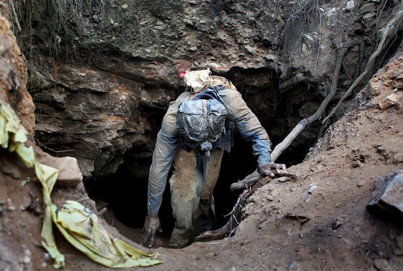 Four miners die after shaft collapse