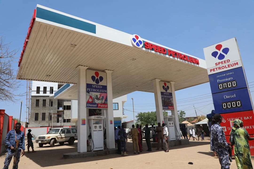 Fuel prices set to fall after government reaches deal with Somali traders