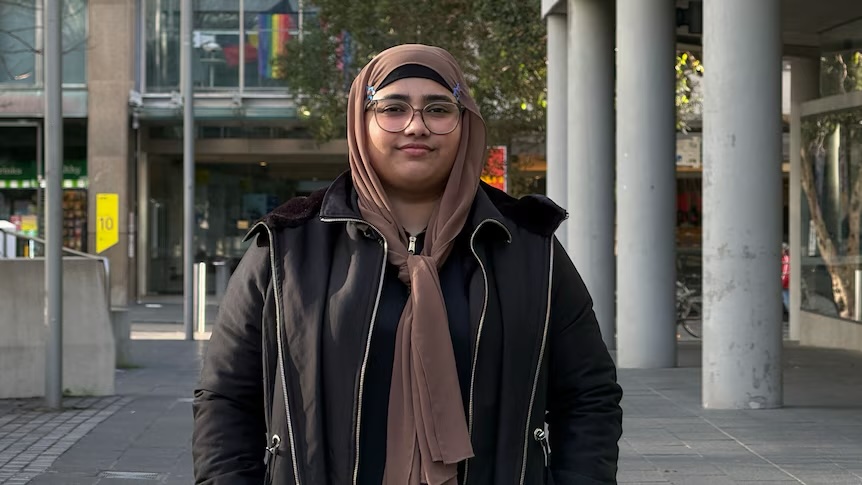 Gaps in Australian law leave thousands of stateless people in 'limbo'