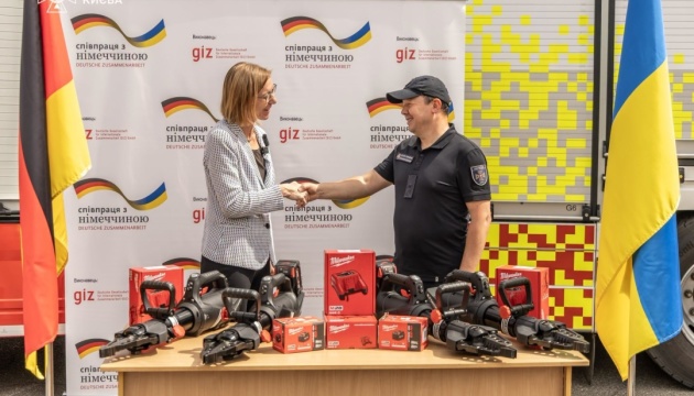 Germany provides State Emergency Service of Ukraine with equipment to speed up rescue operations