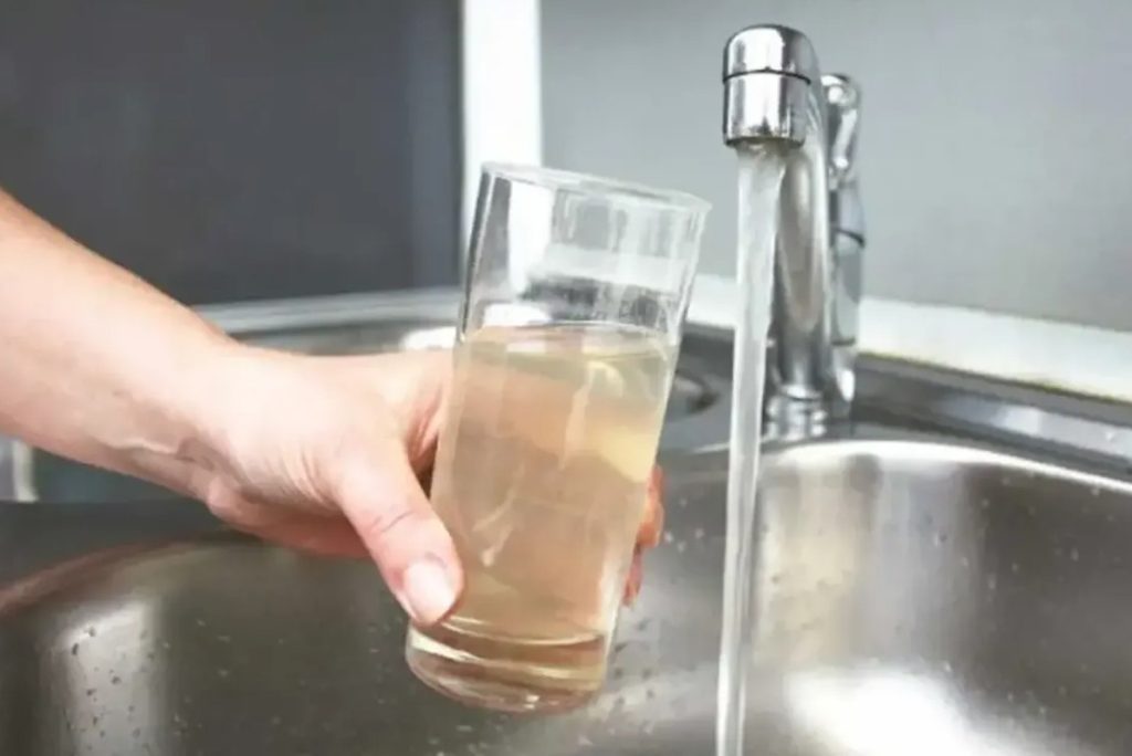 Gostivar: 260 new patients sought help after drinking untreated water