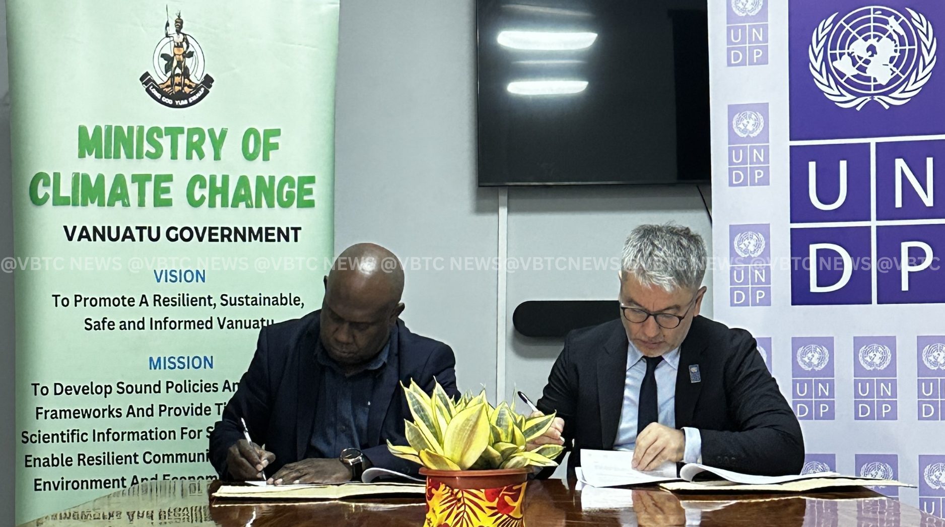 Government, UNDP Sign VT2.9 Billion Road Deal