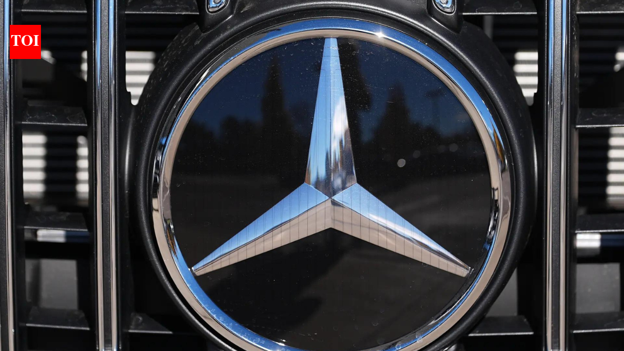 HCLTech wins $1.1bn AI-led deal with Mercedes