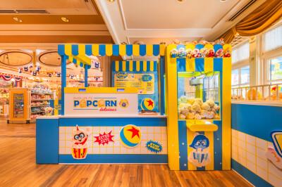 HKDL's Immersive Interactive Experiences Win Guests' Hearts Lucky Nugget Spin at Grizzly Gulch Surpasses 30,000 Participations