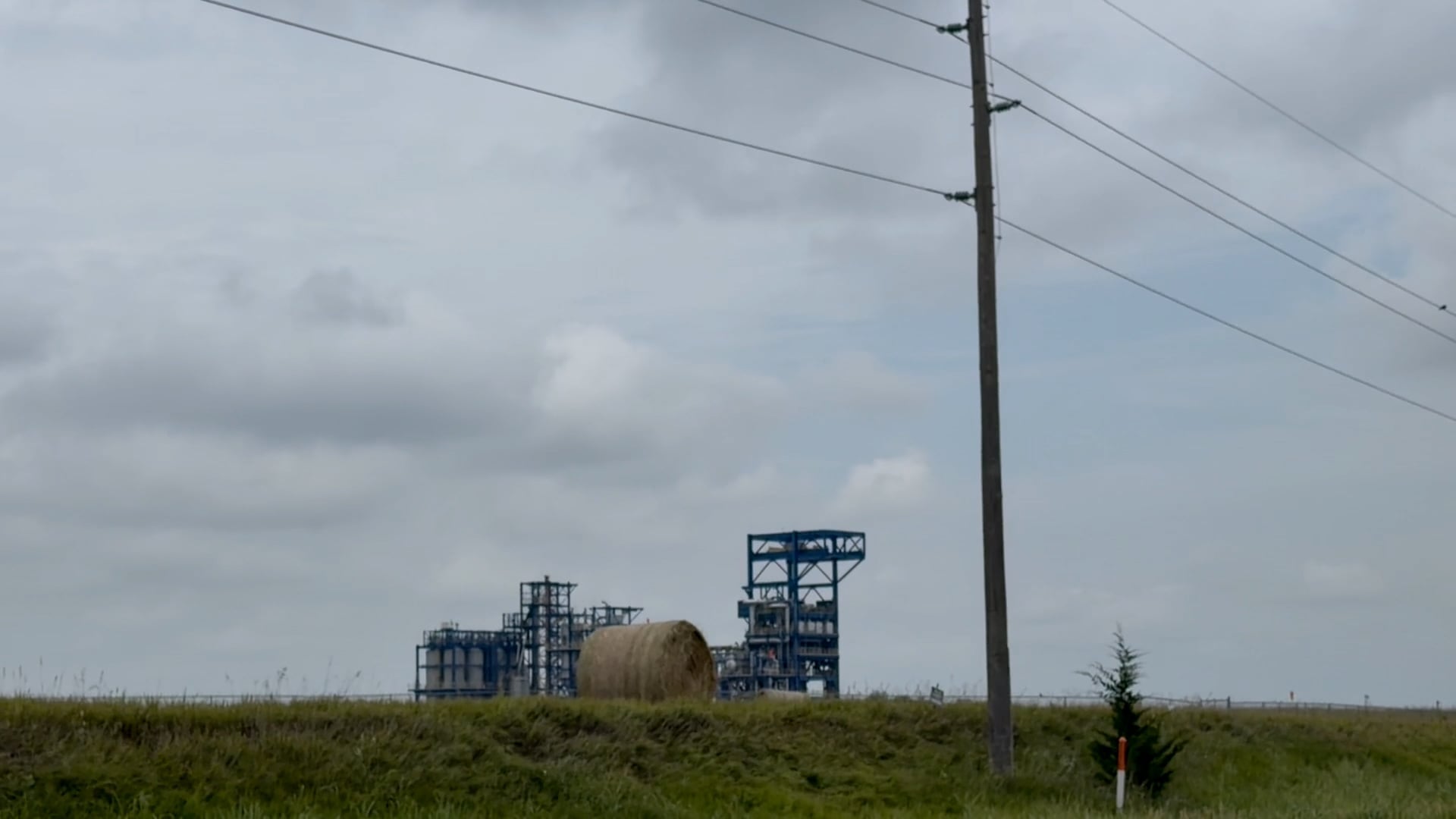 Hallam holds town hall to discuss proposed data center in village