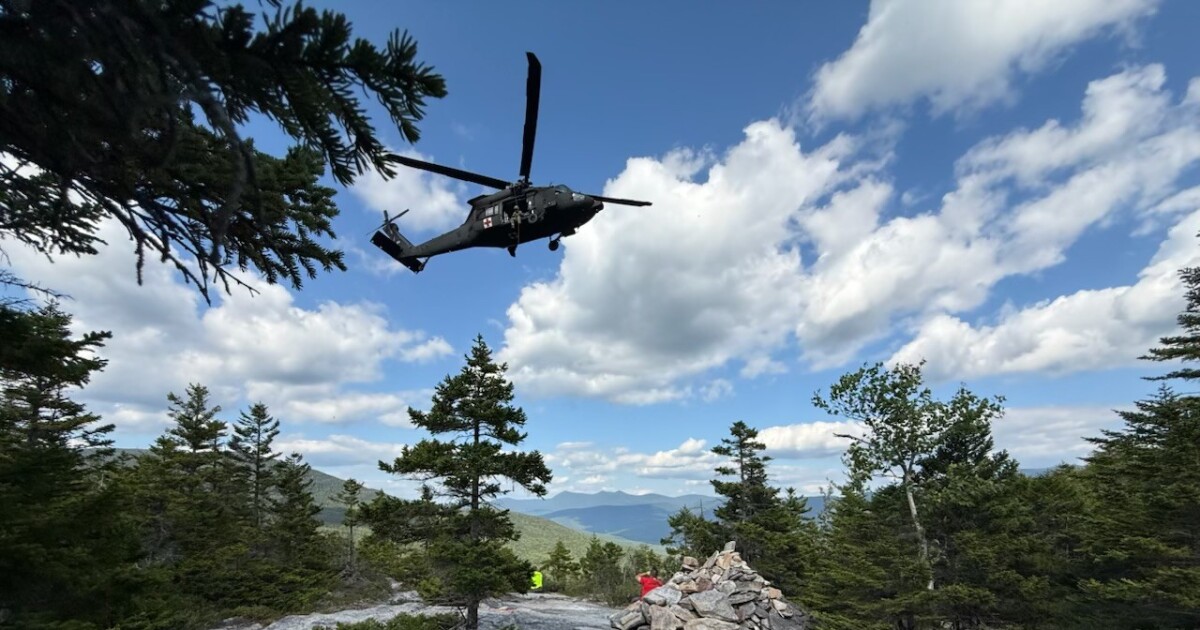 Hiker dies after medical emergency on popular White Mountain trail