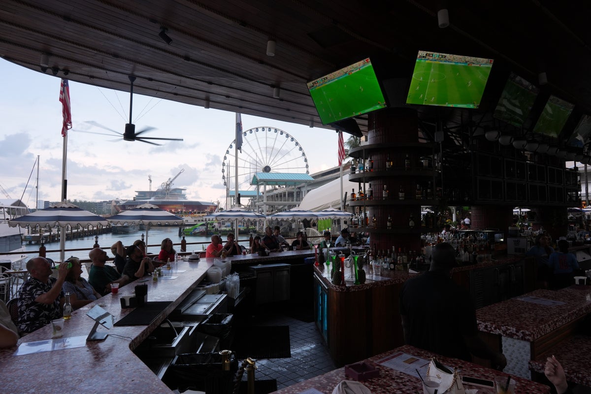 In any language: English speakers are tuning into World Cup broadcasts in Spanish
