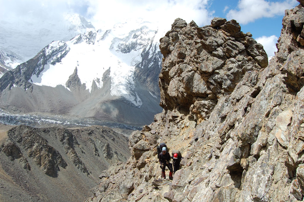 Injured Russian tourist evacuated from Pamirs and flown to Moscow