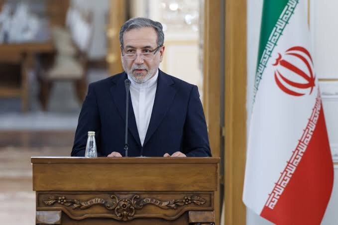 Iran responds powerfully to US irrational approach
