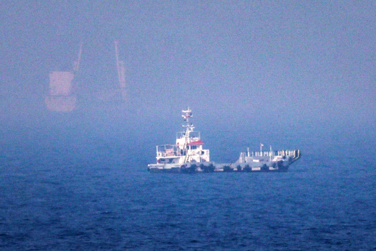 Iran threatens 'unforgettable lessons', as two US troops killed