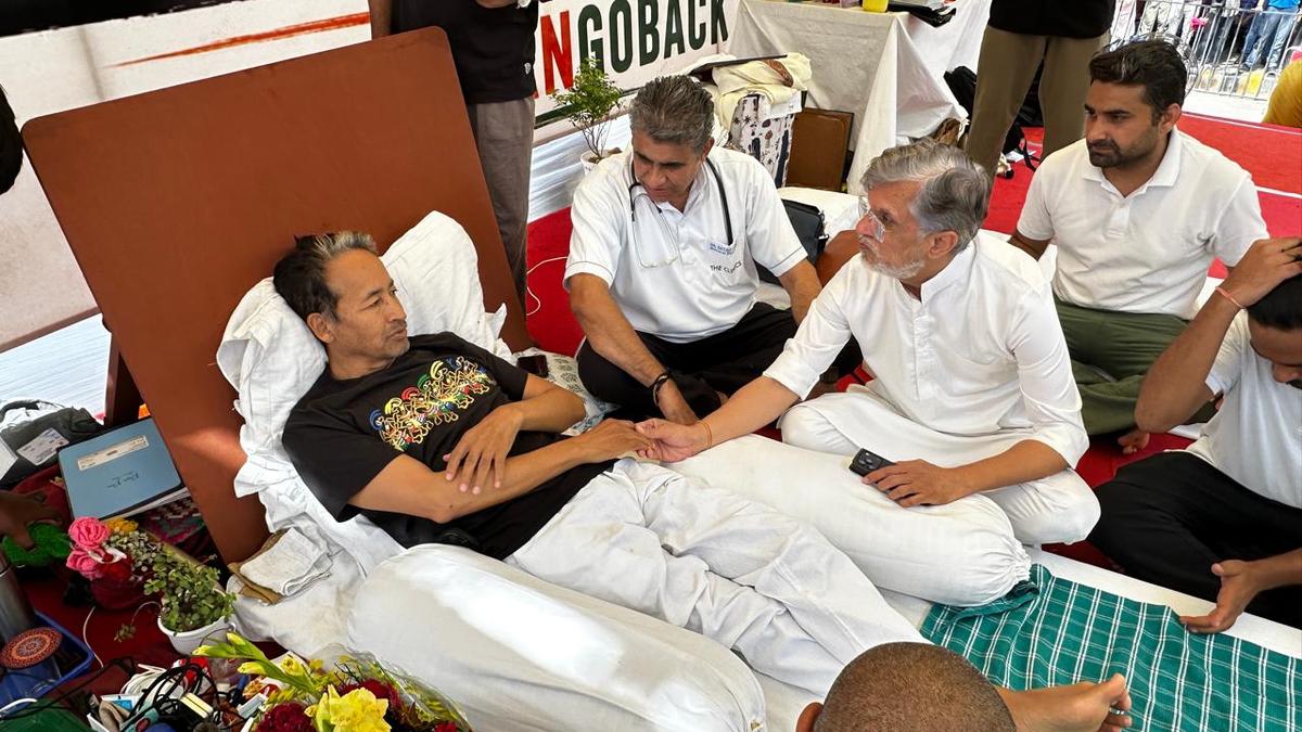 Jantar Mantar protest updates: Opposition support grows as Wangchuk’s hunger strike continues on day 20