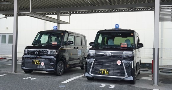 Japan’s ultracompact kei car taxis are now ready for travelers to ride, if you know where to find them