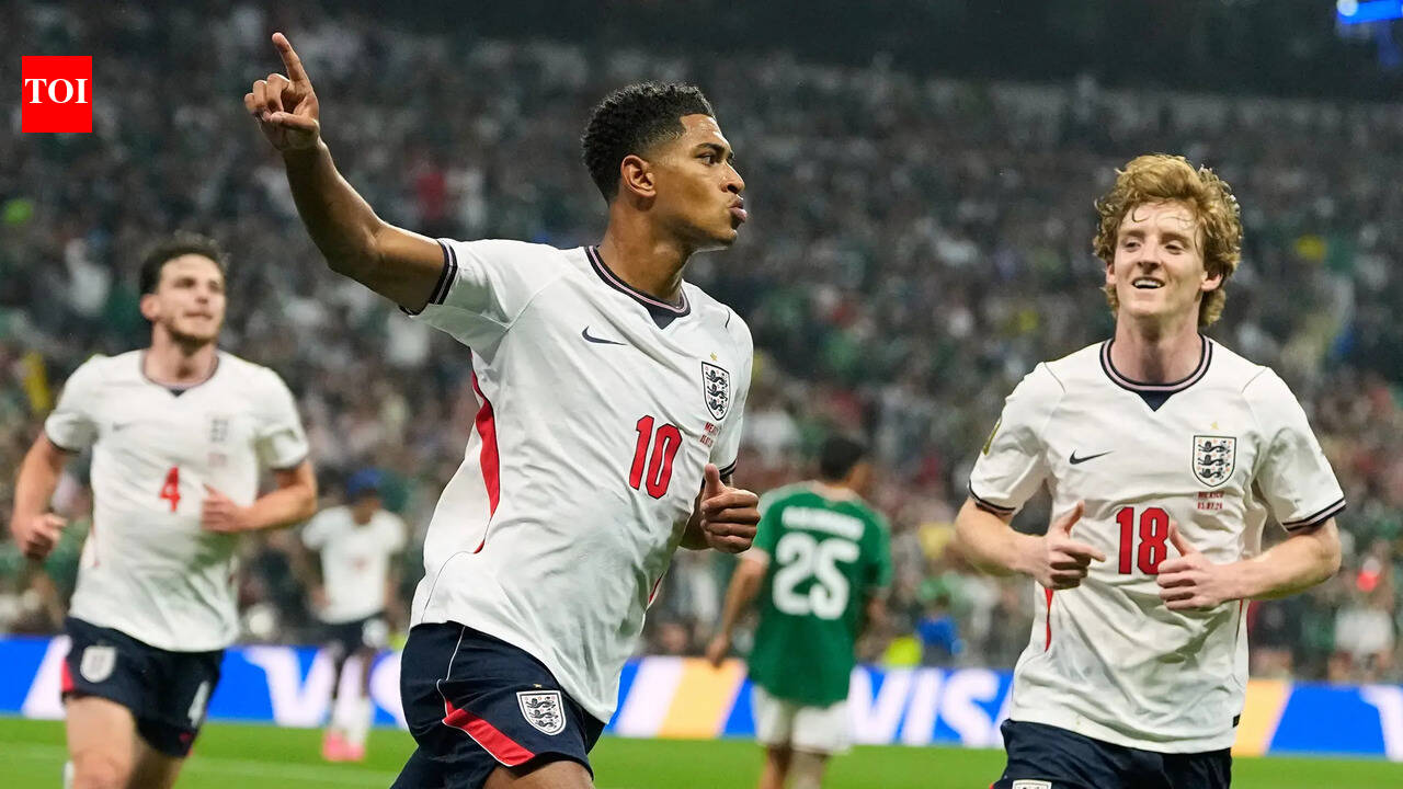 Jude Bellingham scores twice in 98 seconds as 10-man England beat Mexico to reach World Cup quarter-finals | Football News